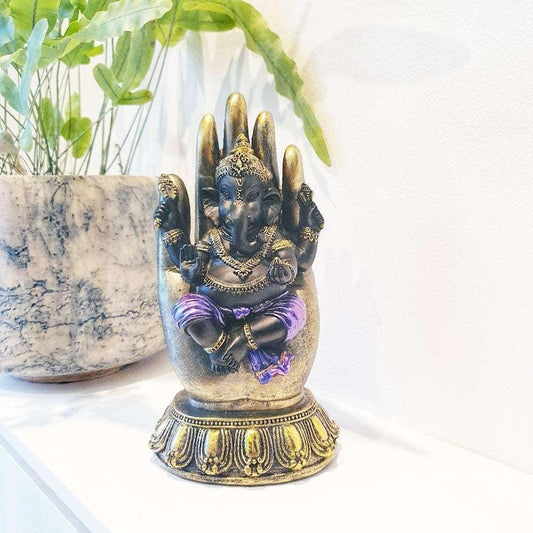 Black Ganesh Statue Sitting in Hand - Black Qubd
