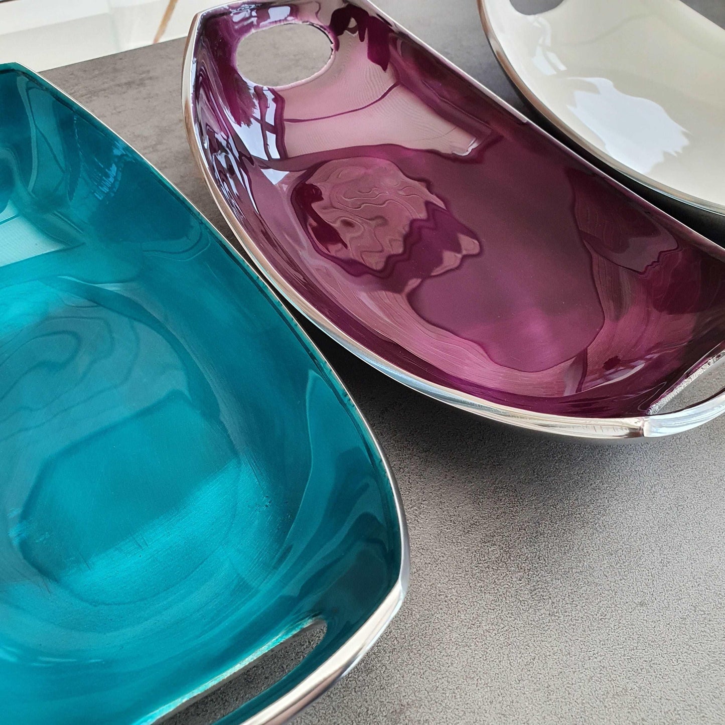 Oval Kitchen Serving Bowl with Handles - Black Qubd