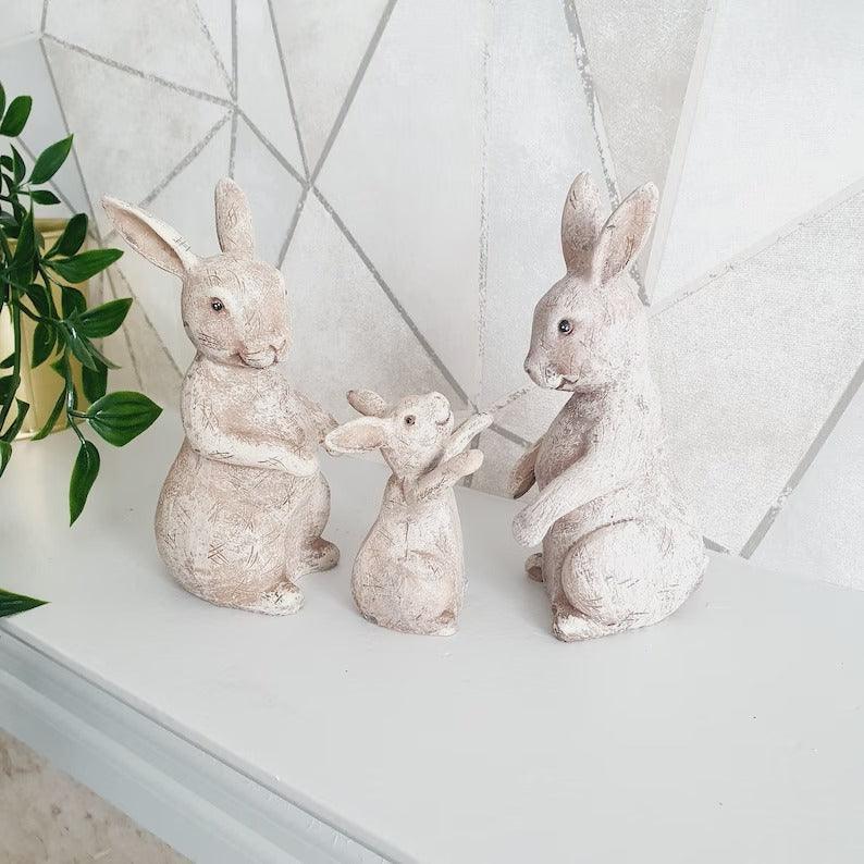 Family Bunny Statue - Black Qubd