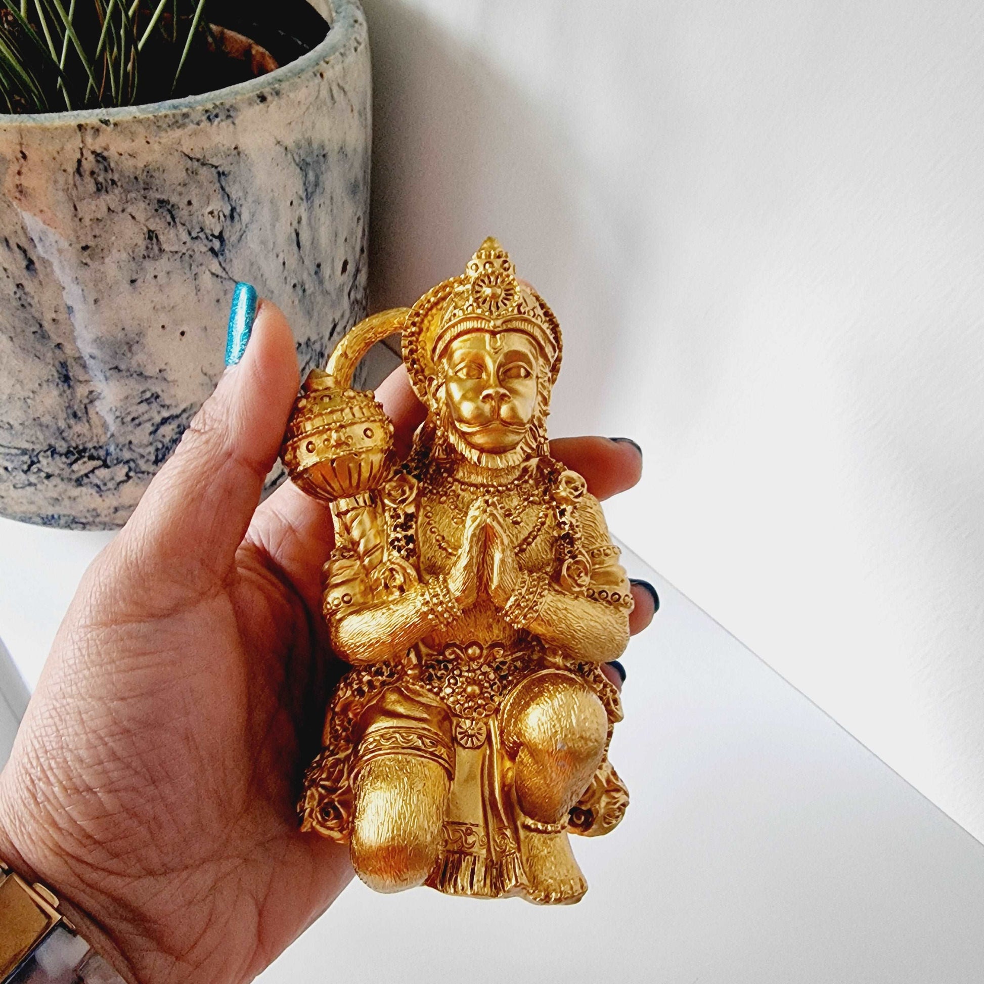 Hanuman Statue - Gold or Bronze - Black Qubd
