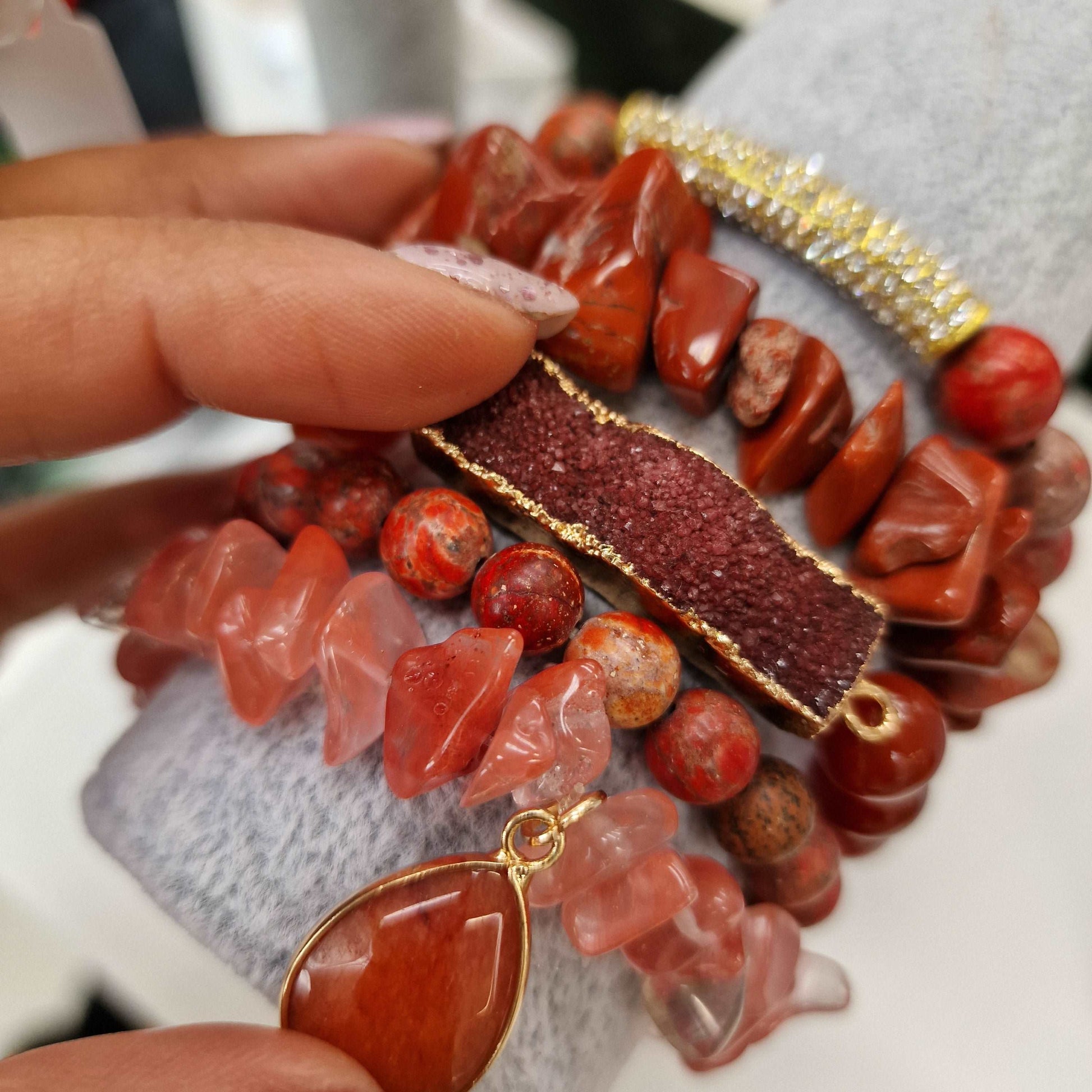 Energy Red Layers Stacking Bracelet Set - Black Qubd