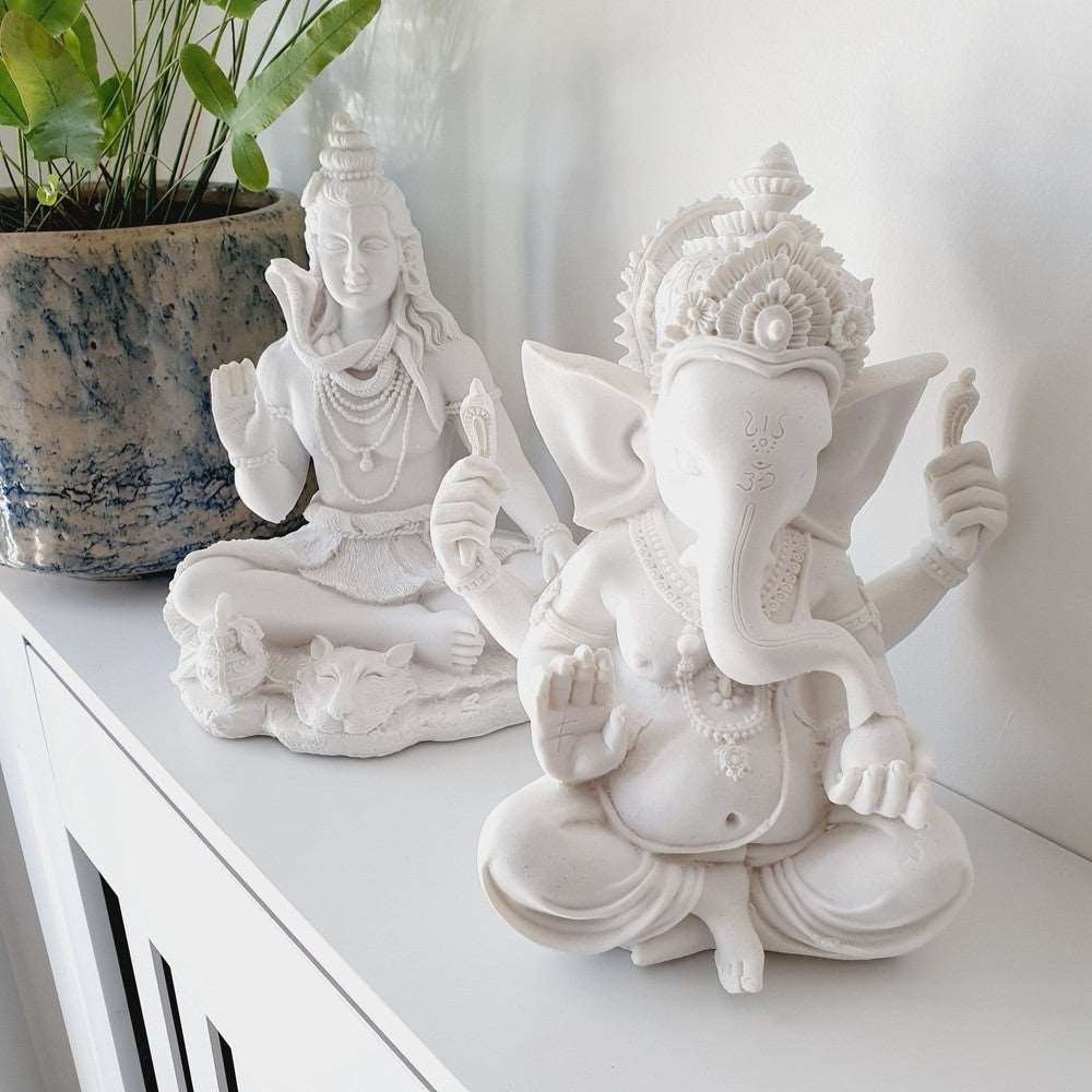 Lord Ganesh Statue in Pure White - 3 Sizes - Black Qubd